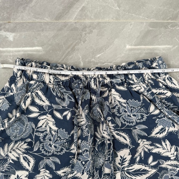 Women’s American Eagle Vacay Floral Patterned Drawstring Shorts Small - Picture 15 of 16